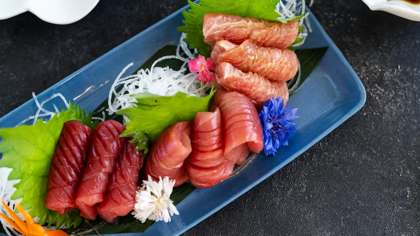 Toro sashimi combo 9-piece